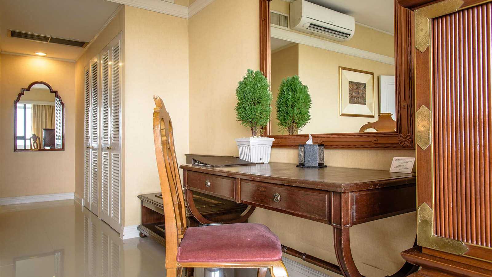 One Bedroom Suites at Loei Palace Hotel