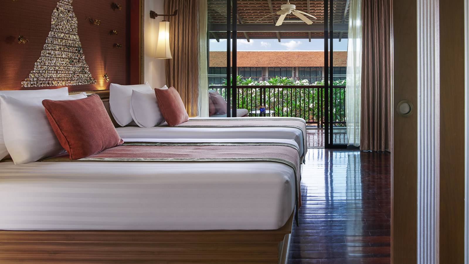 Twin beds in Deluxe - Sukhothai Heritage Resort