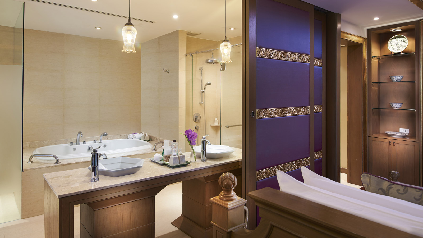 Bathroom in Executive Suite - Sukhothai Heritage Resort